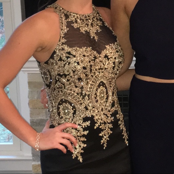 Prom Dress - Picture 2 of 4